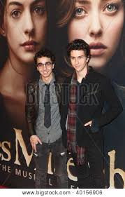 NEW YORK-DEC 10: Alex Wolff and Nat Wolff (R) attend the - 40156906