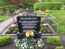 Grab von Bruno Gerdes Peters (08.05.1897-23.06.1966), Friedhof Osteel