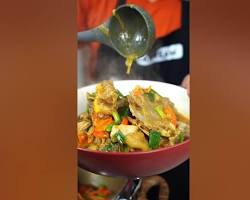 Kuliner solo legendaris belakang dinding batik tulis