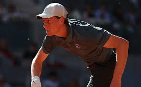 Jannik Sinner to retain No. 1 spot through Wimbledon following Carlos Alcaraz injury news