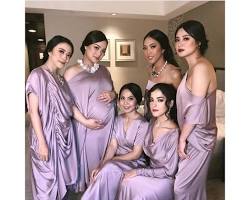 Gambar Kain satin untuk seragam bridesmaid