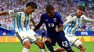 Las perlitas de Argentina-Cabo Verde: la bandera del Dibu, la foto de Diego Simeone con David Beckham y el regalo caboverdeano a Lionel Scaloni