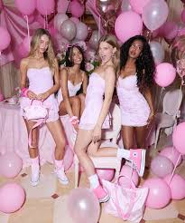 Refinery29 - News update