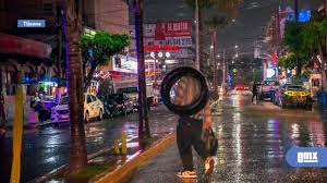 Cae ligera lluvia durante las primeras horas de este dom...