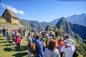 ¡Machu Picchu en Crisis! ¿Por qué las Filas Kilométricas No Desaparecen?