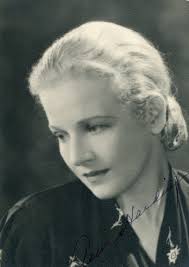 Ann Harding was a beautiful elegant blonde actress whose career in film was at it&#39;s peak in the 1930′s. Later in the 50′s and 60′s she resumed film making ... - Ann-Harding-2