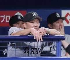 Giants manager Abe resigns after arrest for allegedly assaulting daughter