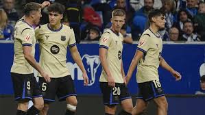 El Barça se sobrepone en la segunda mitad y remonta al Oviedo para mantener el pulso en la lucha por el liderato