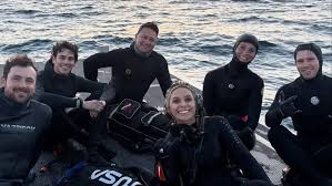 Robert Irwin pictured with mystery blonde in romance rumour