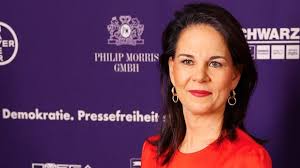 Annalena Baerbock and Ex-Husband Attend Bundespresseball Separately After Split