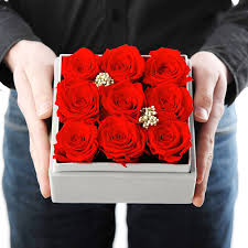 Resultado de imagen para rosas más vendida en san valentin