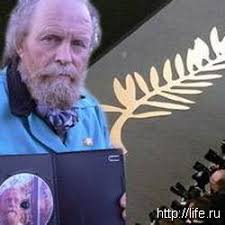 The 62-year-old hobo Leonid Konovalov from Kemerovo has featured himself in his erotic and philosophic film, ... - news_8045_n