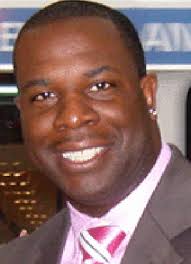 Lt Jonathan Josey is a 19-year veteran of the Philadelphia Police Department - article-2211717-154F6C20000005DC-995_306x423