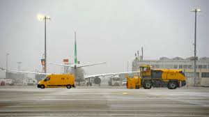 Paris Airports Cancel Flights Amid Severe Snow and Icing Conditions