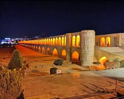 سی و سه پل اصفهان -  جاذبه‌های گردشگری اصفهان