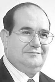 Vicente González Lizondo (Valencia, 22 de agosto de 1942 – 23 de diciembre de 1996) fue un político de la Comunidad Valenciana y figura líder del ... - vicentegonzalezlizondo