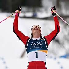Rachel Homan delivering a stone