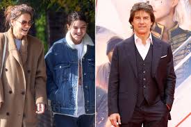 Tom Cruise and Katie Holmes’ Daughter Suri Legally Drops Her Dad’s Last Name