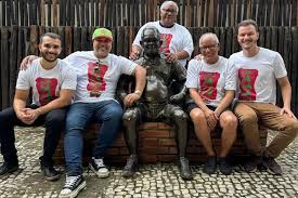 Mangueira Surpreende! Samba Enredo 2026 Revelado: É Hino!