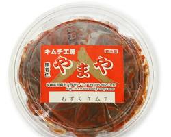 もずくキムチと沖縄そばのセットの画像