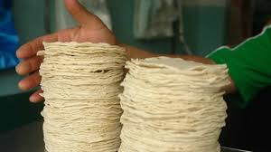 Descarta Sheinbaum alza en tortilla y jitomate; “no hay razón para aumentar precios” -