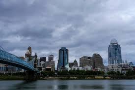 Severe thunderstorm warning alert in Hamilton County and Clermont County