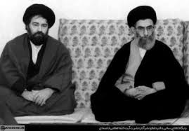 تصاویر | قاب‌هایی تاریخی از اقتدای احمد خمینی به رهبر شهید انقلاب