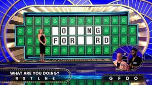 ‘Wheel of Fortune’ Contestant Awkwardly Dances With Ryan Seacrest After Winning $69,000
