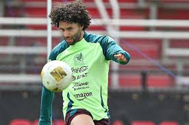 ‘Chino’ Huerta no juega un partido oficial desde octubre de 2025