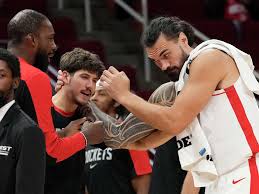 Rockets Champion Steven Adams for NBA Teammate of the Year Amidst Changing Role