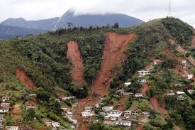 Especialistas fazem simulações sobre o Super El Niño, fenômeno que assusta quem viveu tragédia com 900 mortos há 15 anos