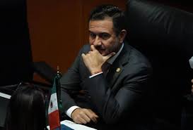 ¡Otra vez Yunes! Pide licencia al Senado previo a discusión del ‘Plan B’