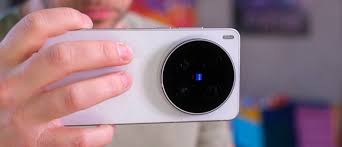 340x Telephoto Shooting Possible! Testing the vivo X300 Ultra Camera in Hong Kong