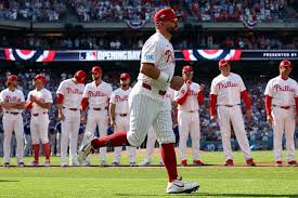 Kyle Schwarber homers in his first at-bat of 2026 season for Phillies