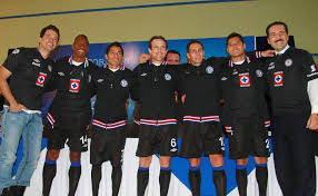 Se formó en Cruz Azul, la afición lo tildó de “traidor” y ahora hizo historia en Liguilla