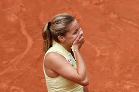Conheça Maja Chwalinska: da depressão e 1º título no Brasil à zebra na semi de Roland Garros