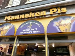 Résultat de recherche d'images pour "manneken pis amsterdam"