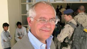 Canada&#39;s new ambassador to Afghanistan, Bill Crosbie, visits Sayad Pacha School near Kandahar Airfield in this Sept. 8, 2009 photo. (THE CANADIAN PRESS/Bill ... - image