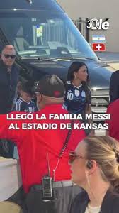 Antonela Roccuzzo Steals the Show in Kansas: The Look That Outshone Messi and Sparked Global Frenzy