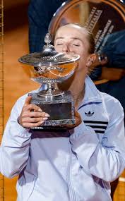 Svitolina vuelve a coronarse en Italia