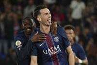 Dembélé misses penalty but Fabián lifts PSG to win over Angers in Ligue 1