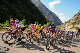 Romina Hinojosa hizo su mejor rodada en el Tour de Francia al llegar 42° en la etapa 8