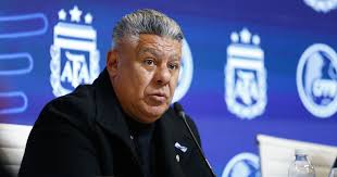 Tapia Enigmático: ¿A quién apunta su dardo tras la polémica arbitral?