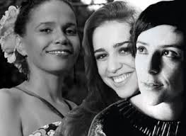Teresa Cristina, Roberta Sá and Fernanda Takai. There is no lack of choice if you want to listen to singers of Brazilian popular music. - singers-sambampb