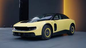 Ferrari Luce bate meta anual de vendas em apenas dois meses, apesar do visual controverso