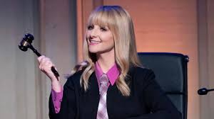 Night Court Stages Big Bang Theory Reunion with Simon Helberg and Young Sheldon's Raegan Revord