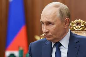 Poutine a 73 ans : Toujours au pouvoir, quel est son secret?