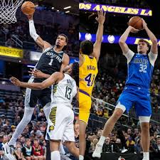 Wembanyama vs. Flagg: Duel au Sommet! La NBA Retient son Souffle!