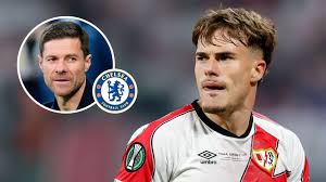 Chelsea ‘agree personal terms’ with shock target after No 1 choice rejects Alonso