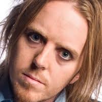 Timothy David Minchin (born 7 October 1975 in Northampton, UK) is an Australian comedian, actor, and musician. Tim Minchin is best known for his musical ... - 40164ba218626cc2e796f63902790e2c_lg